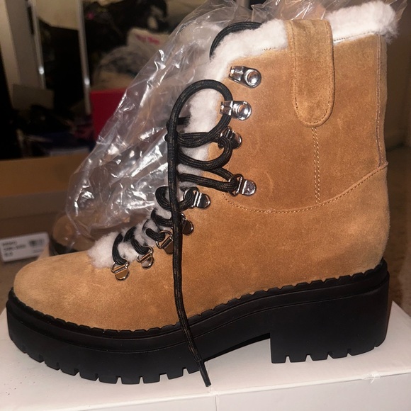 Marc Fisher Nalina Boot with fur. NWT. Smoke free home - Picture 4 of 6